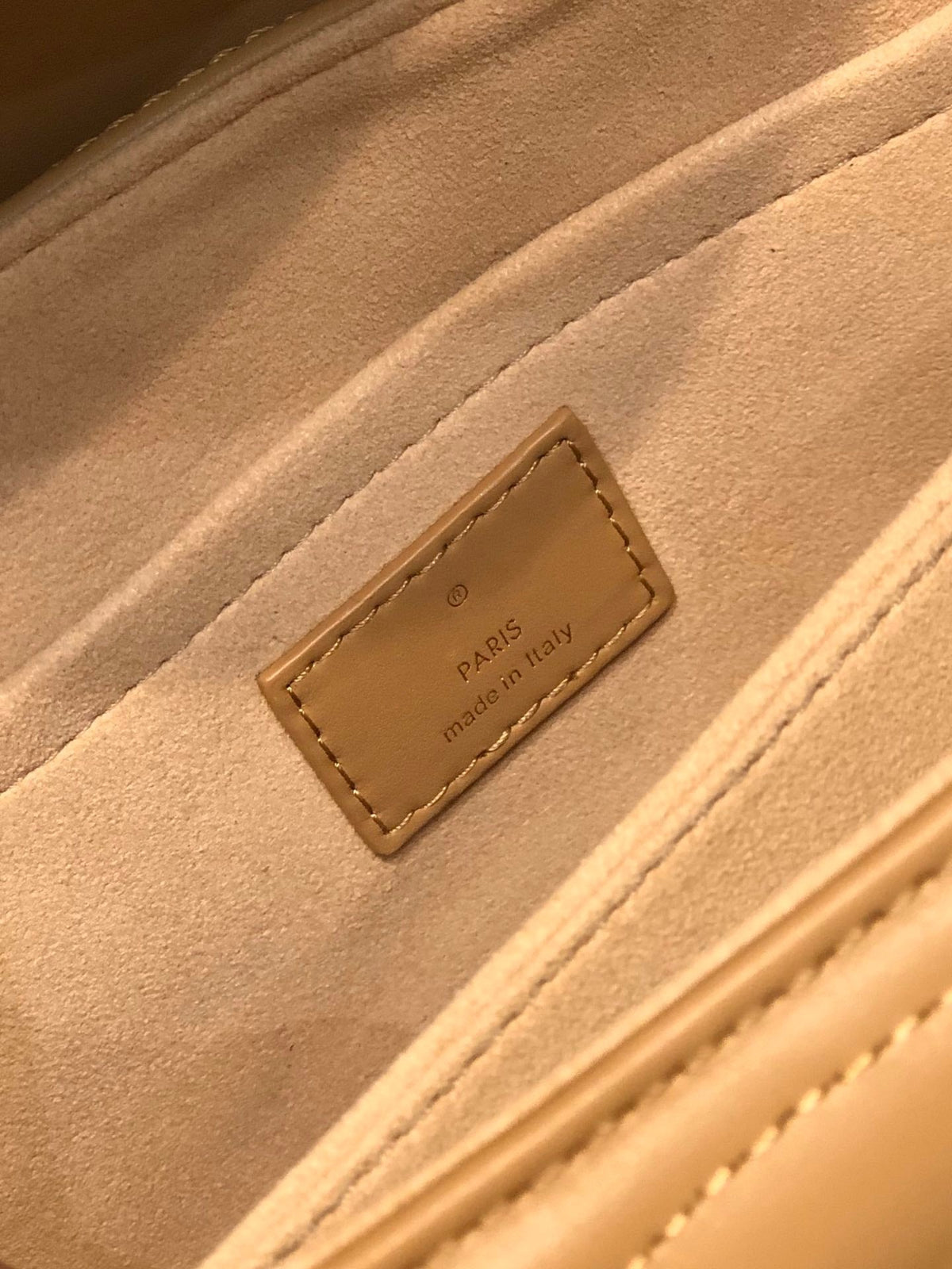 LV NEW WAVE TOP HANDLE 26CM BEIGE CALFSKIN