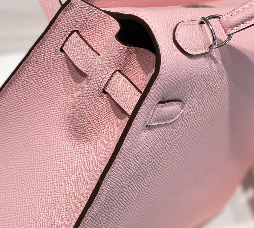 KELLY 28CM IN ROSE SAKURA SWIFT CALFSKIN SILVER HARDWARE