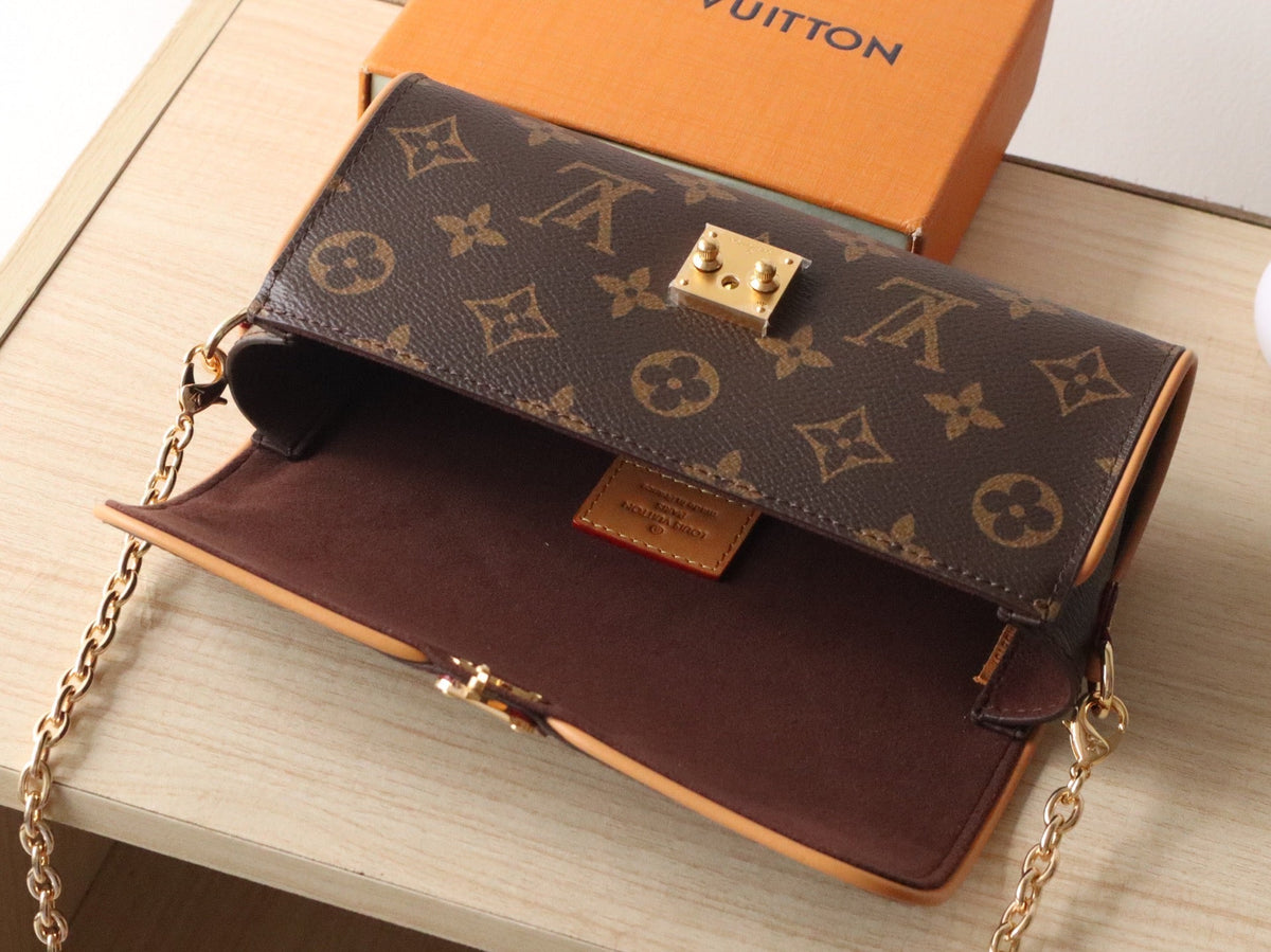 POCHETTE CAMILLE BAG 20 IN BROWN MONOGRAM COATED CANVAS