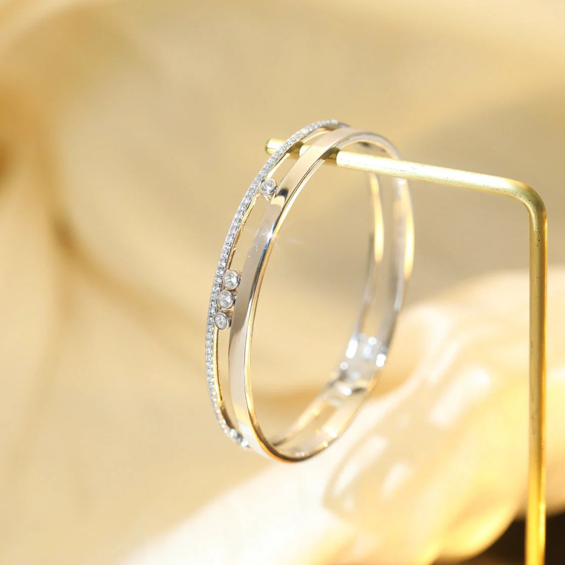 [Liorra]Move Romane Diamond Bangle Bracelet