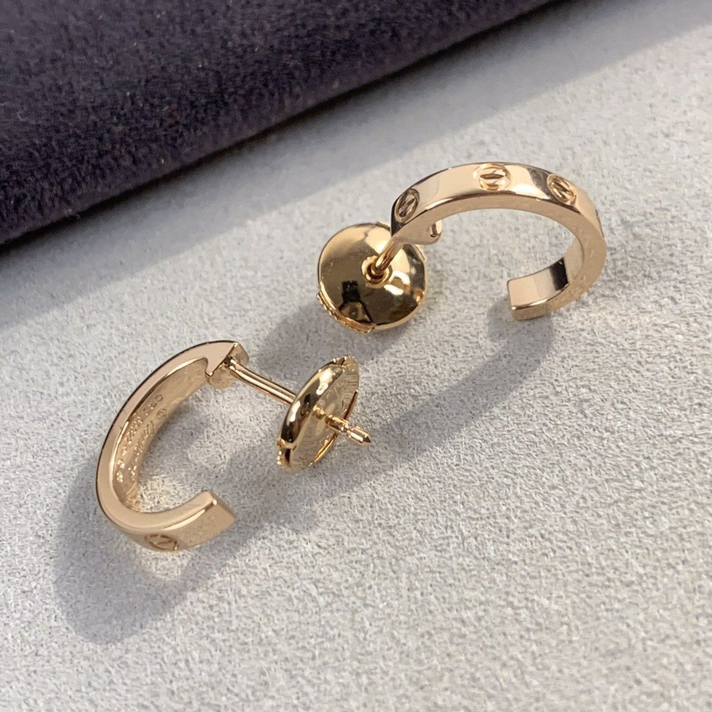 [Liorra]LOVE EARRINGS 2.65MM PINK GOLD