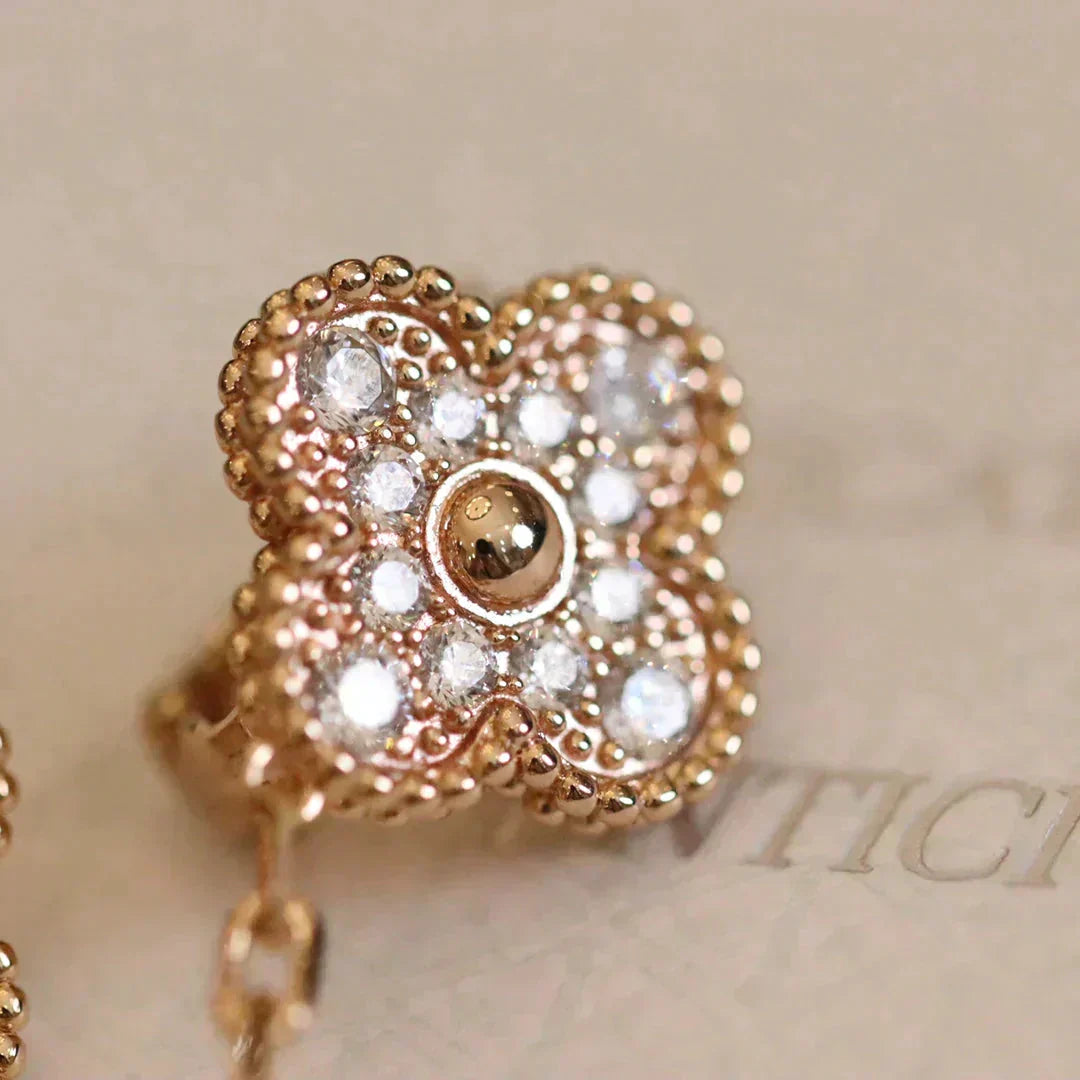 [Liorra]CLOVER MEDIUM 1 MOTIFS FUll DIAMOND EARRINGS
