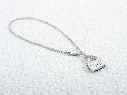 [Liorra]AMULETTE PEDANT SILVER NECKLACE