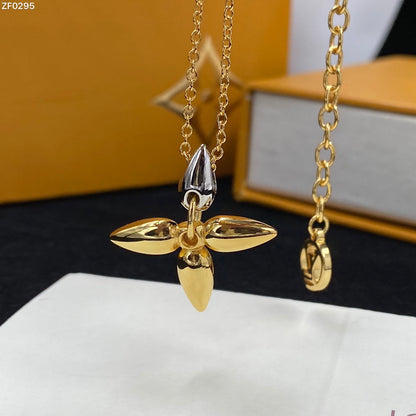 [Liorra]LOUISETTE PEDANT GOLD NECKLACE