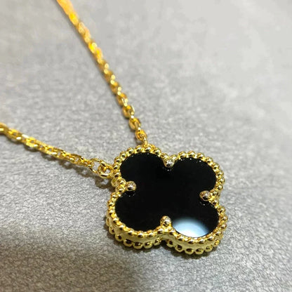[Liorra]CLOVER 15MM BLACK ONYX SINGLE FLOWER NECKLACE