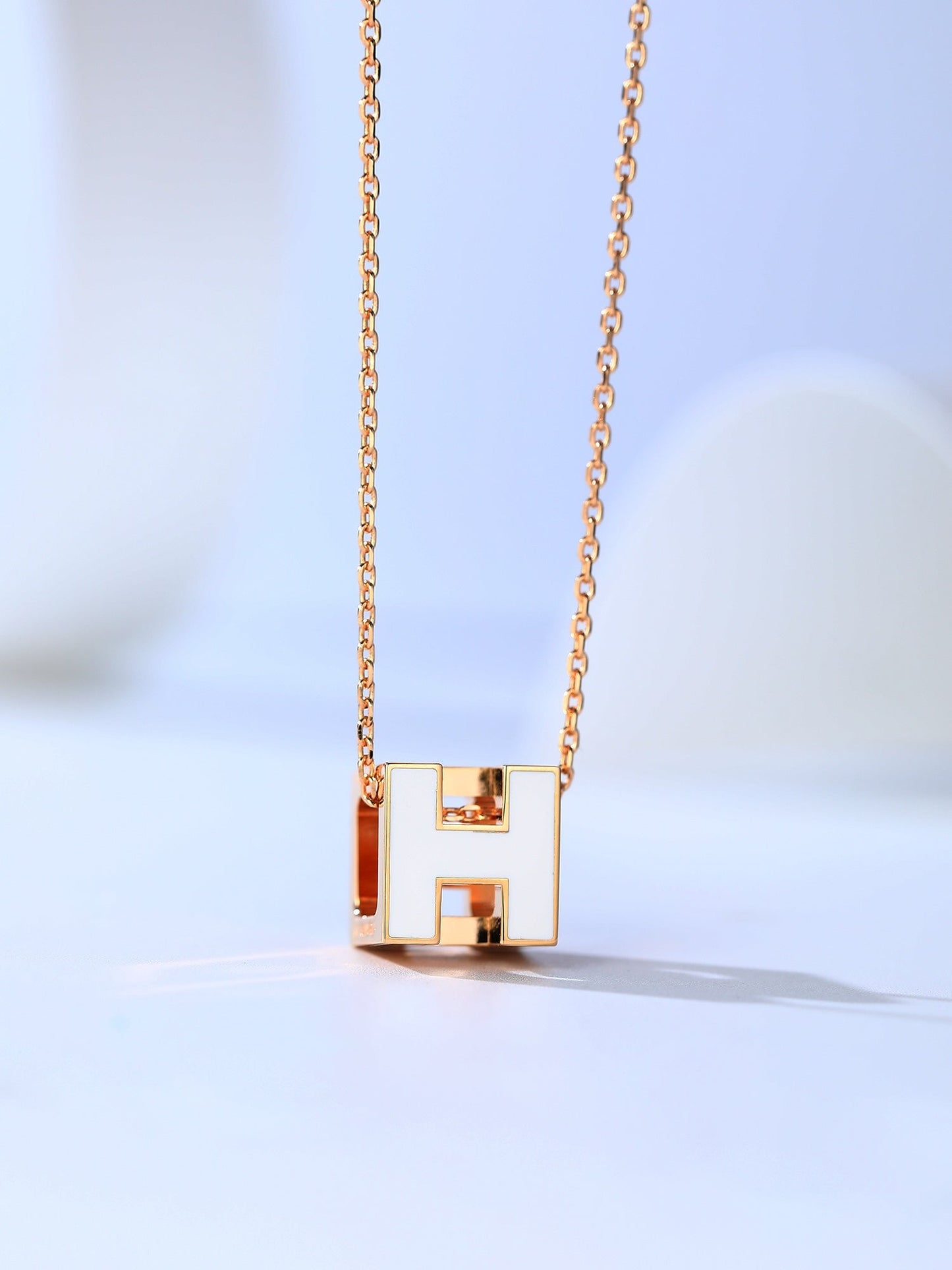 [Liorra]H CAGE PINK GOLD NECKLACE