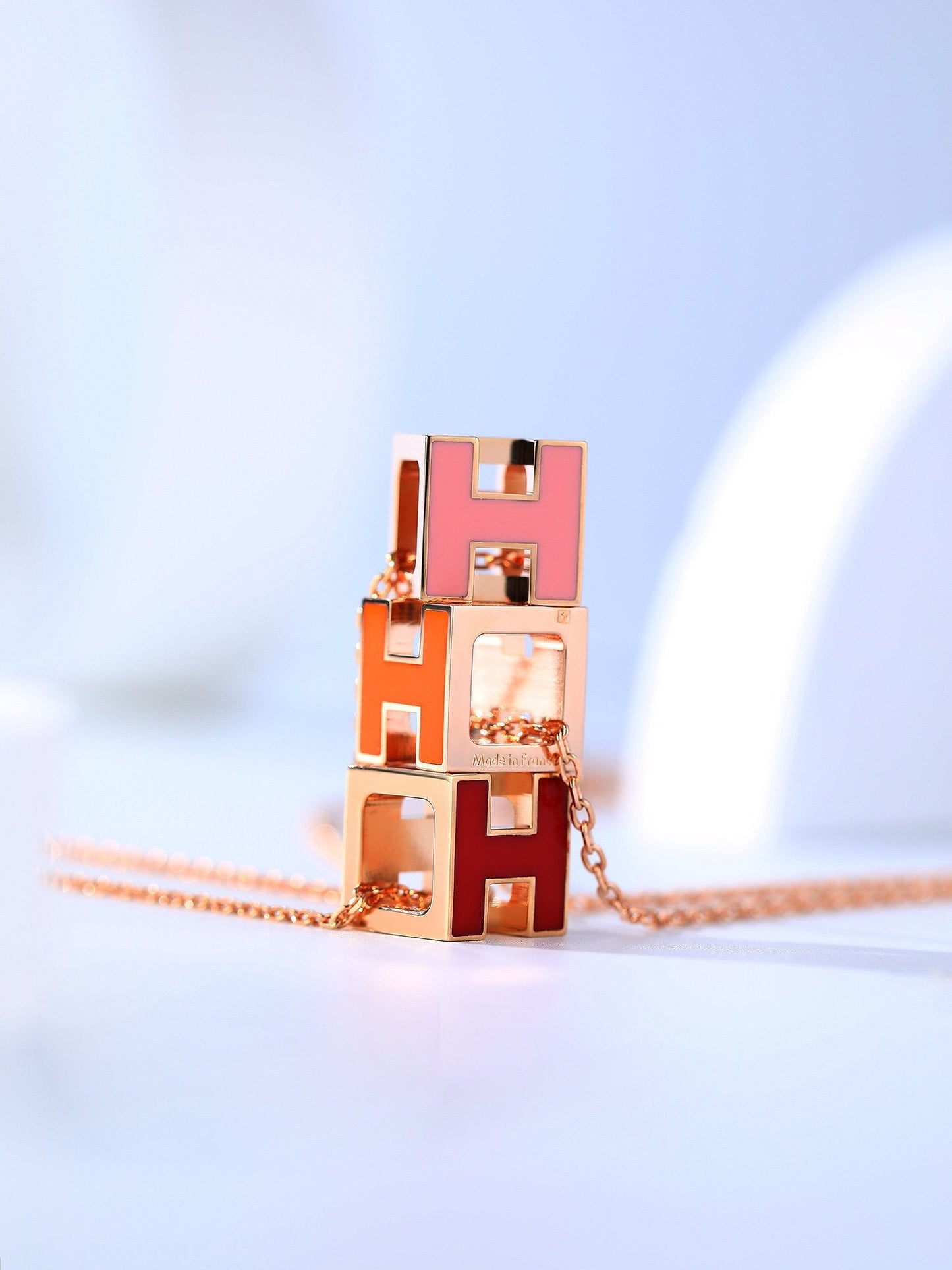 [Liorra]H CAGE PINK GOLD NECKLACE