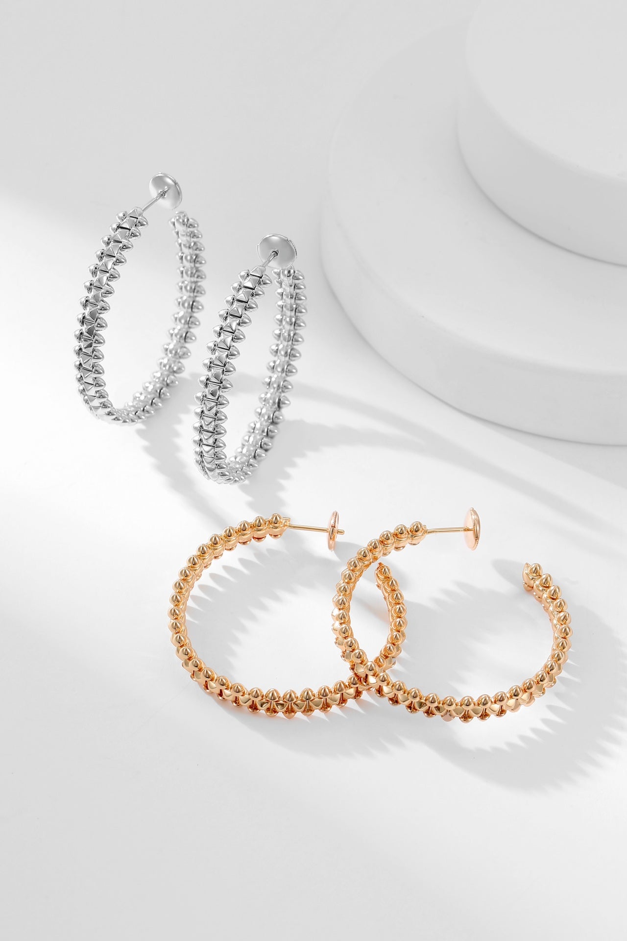 [Liorra]CLASH HOOP EARRINGS