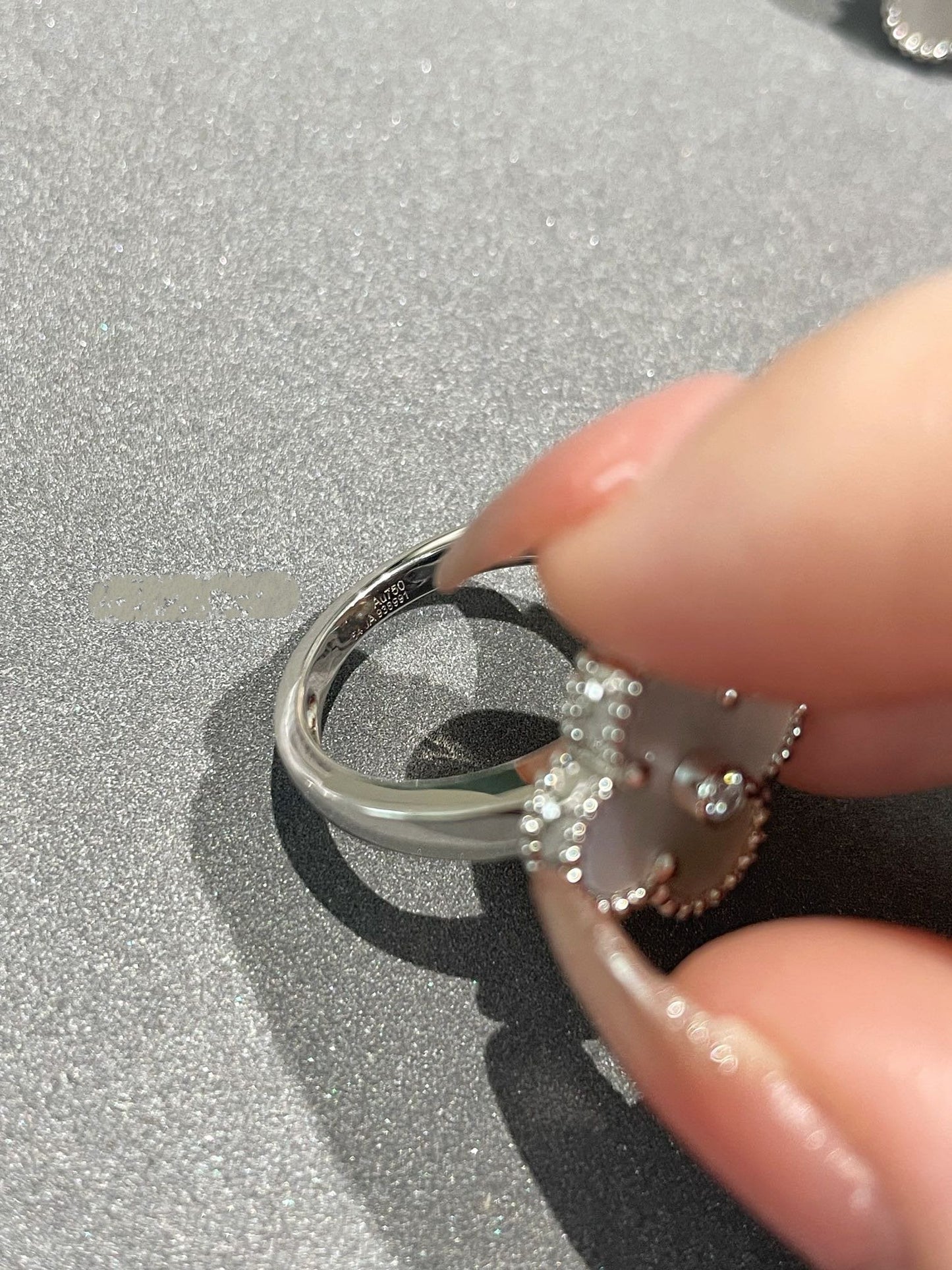 [Liorra]CLOVER SILVER MOP DIAMOND RING