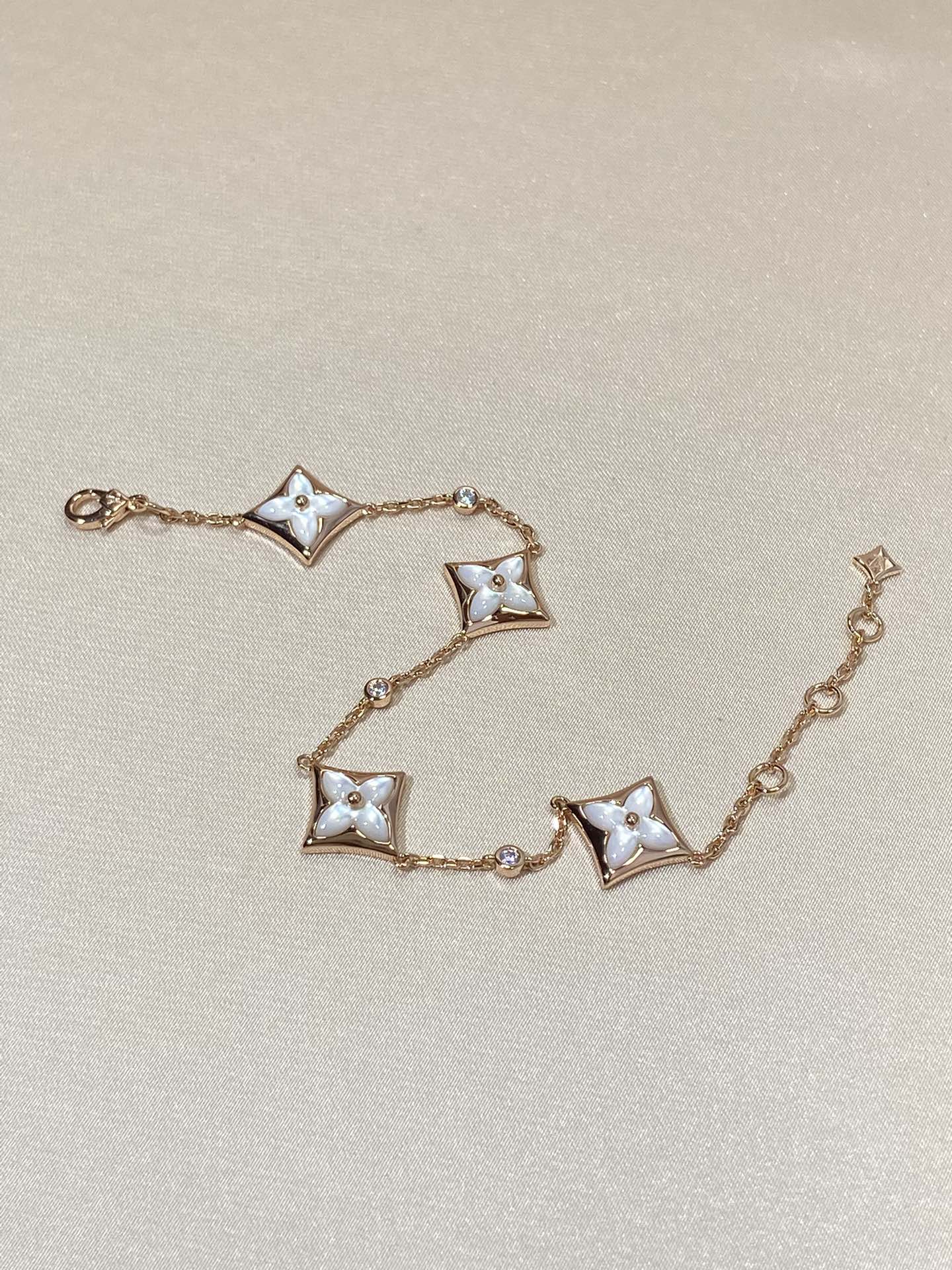 [Liorra]STAR 4 MOTIF MOP DIAMOND PINK GOLD BRACELET