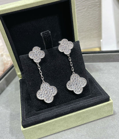 [Liorra]CLOVER 2 MOTIFS DIAMOND PAVED SILVER EARRINGS