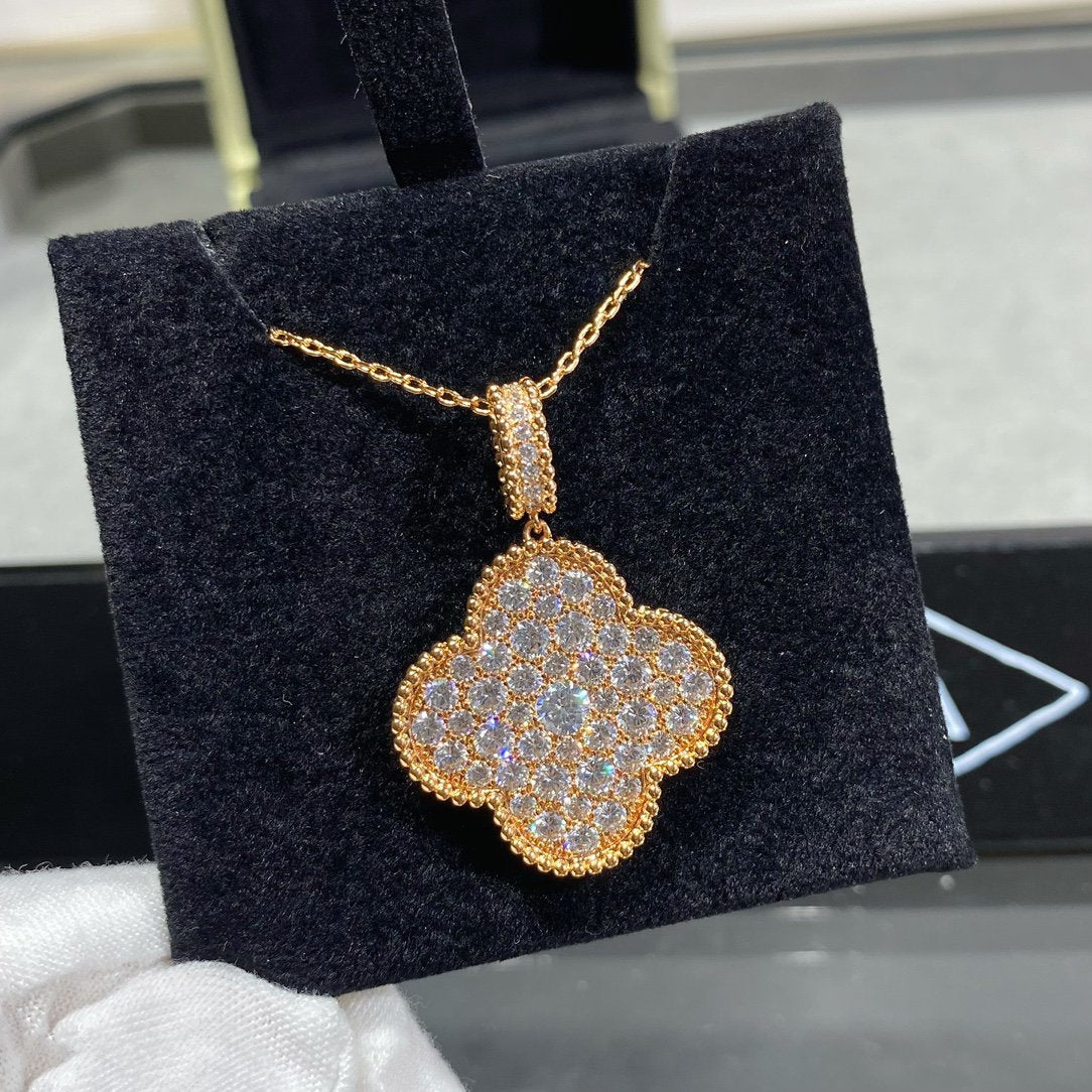 [Liorra]CLOVER 25MM LARGE PEDANT DIAMOND PAVED LONG NECKLACE