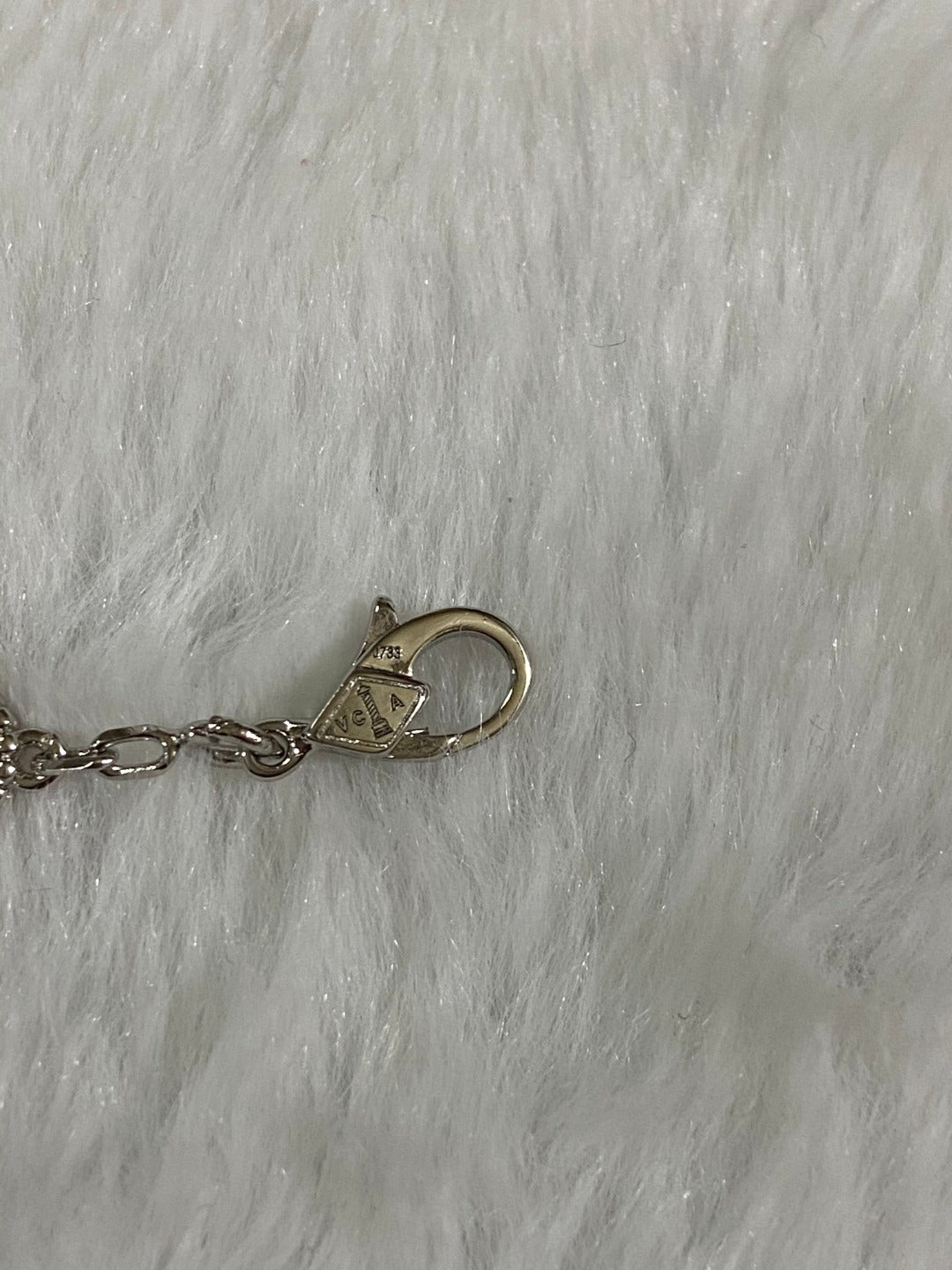 [Liorra]CLOVER 1 MOTIF PIETERSITE BRACELET
