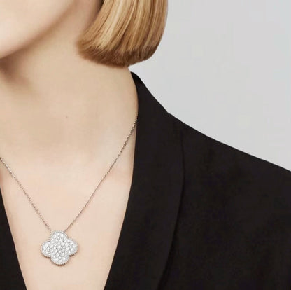[Liorra]CLOVER 25MM LARGE PENDANT DIAMOND PAVED SILVER NECKLACE