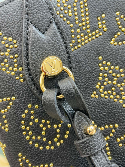 BLOSSOM MM 30 BLACK MAHINA CALFSKIN