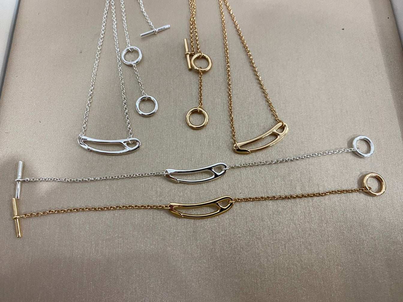 [Liorra]Brooch Necklace