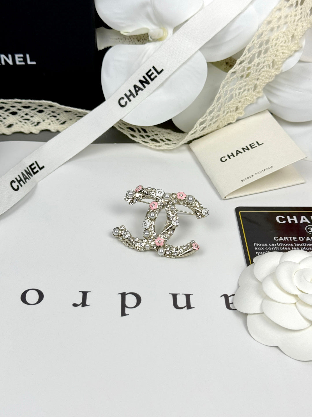 [Liorra]26C Pink-White Enamel Ice Cream Cone Double C Brooch