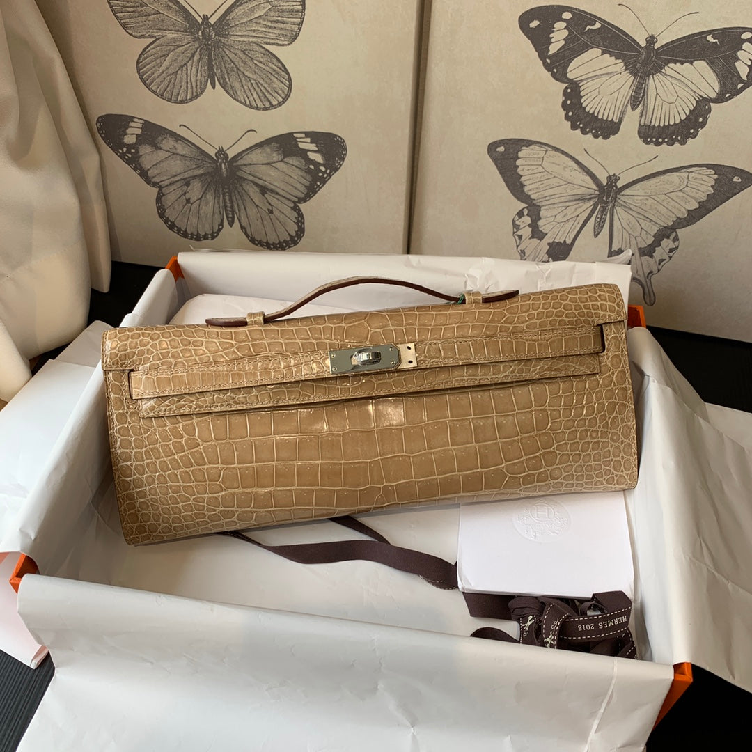 KELLY CUT 31 IN TORTILLA BROWN ALLIGATOR LEATHER WITH SILVER HARDWARE (MADE-TO-ODER)