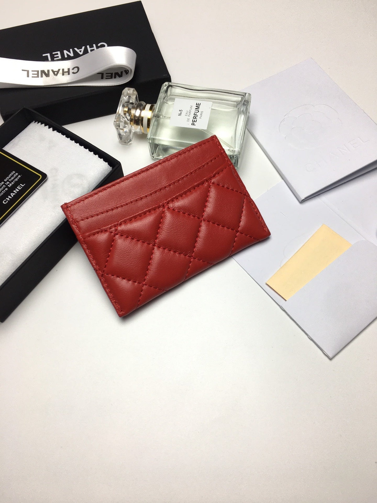 CC CARD HOLDER 11.2 RED CALFSKIN SILVER ICON