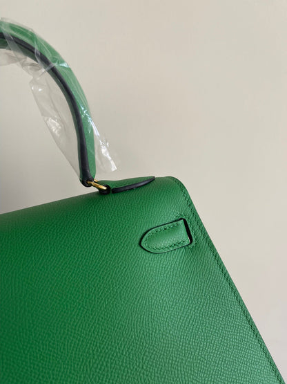 KELLY MINI 20 BAG IN EMERALD GREEN CALFSKIN WITH GOLD HARDWARE (MADE-TO-ODER)