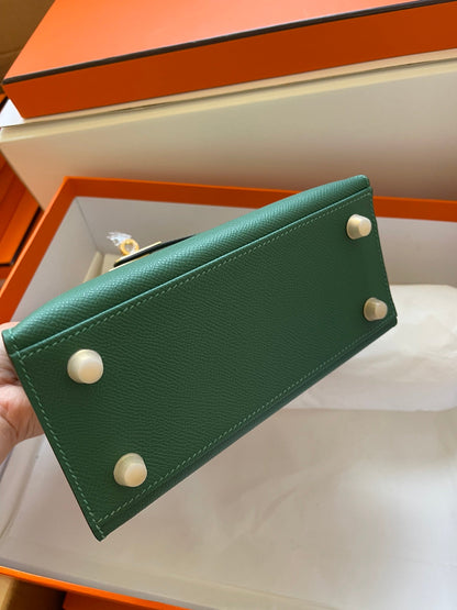 KELLY MINI 20 BAG IN DARK GREEN CALFSKIN WITH GOLD HARDWARE (MADE-TO-ODER)