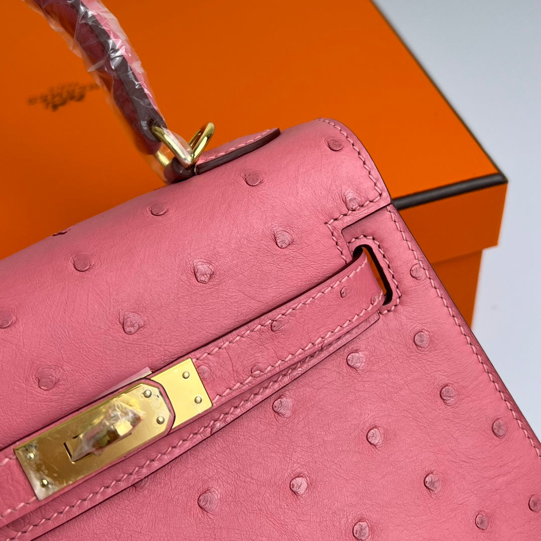KELLY BAG 20 IN ROUGE PINK OSTRICH LEATHER WITH GOLD HARDWARE (MADE-TO-ODER)