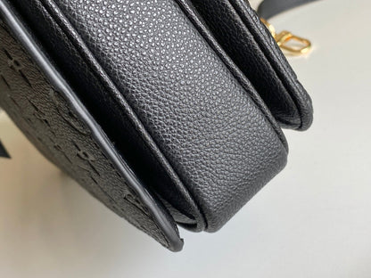 LV 25S POCHETTE METIS 25 IN BLACK MONOGRAM COATED CANVAS GOLD HARDWARE