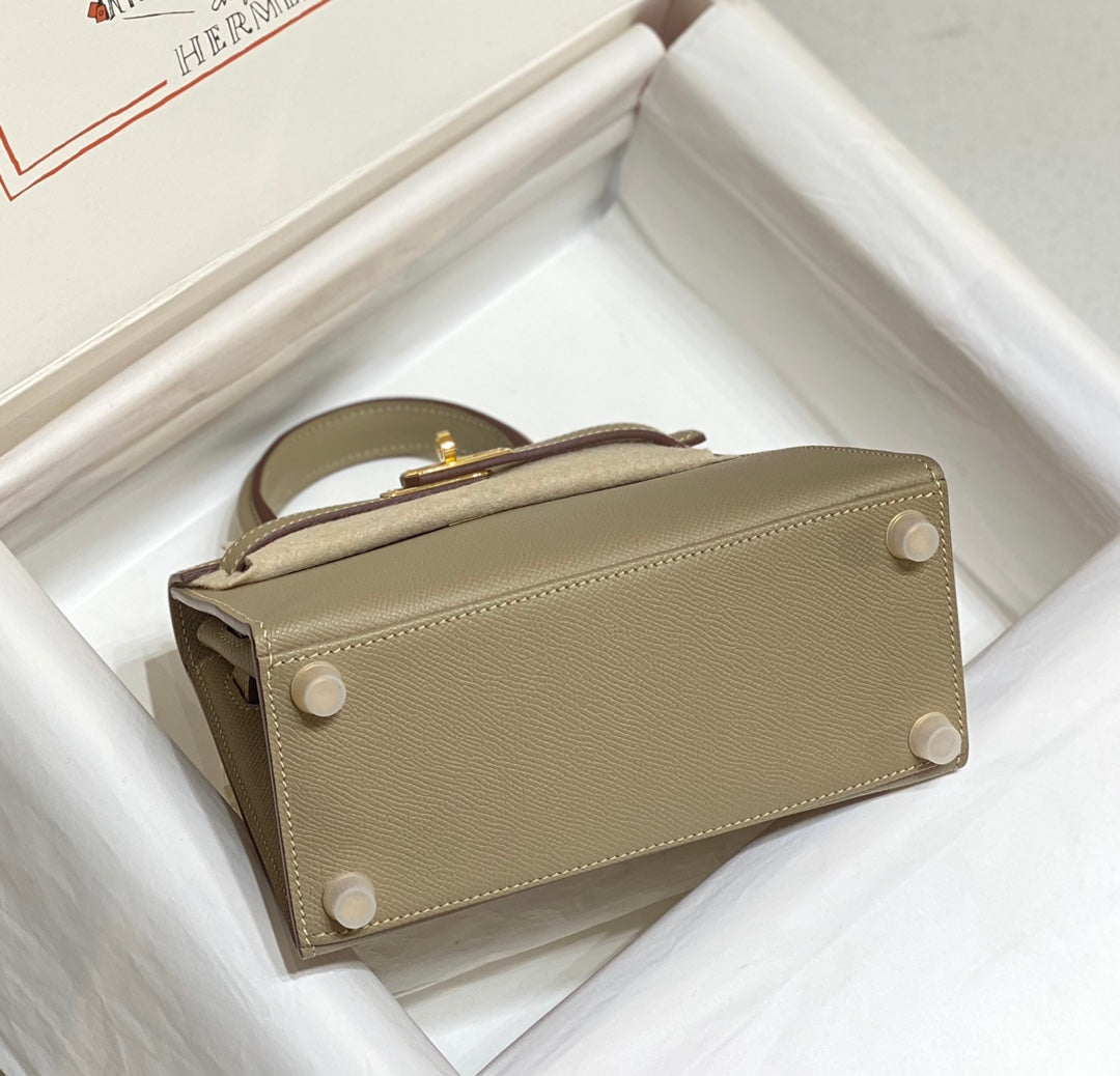 KELLY MINI 20 BAG IN TAN BROWN CALFSKIN WITH GOLD HARDWARE (MADE-TO-ODER)