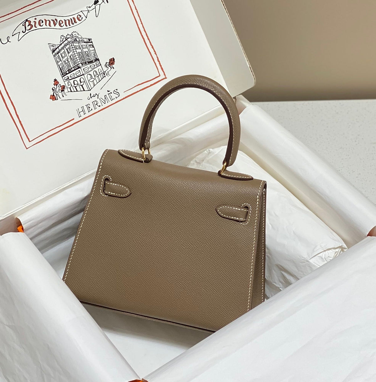 KELLY MINI 20 BAG IN MEDIUM BROWN CALFSKIN WITH GOLD HARDWARE (MADE-TO-ODER)