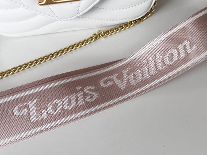 LV 25S WAVE MULTI POCHETTE 19 IN WHITE CALFSKIN GOLD HARDWARE