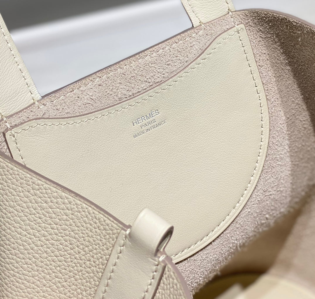 HERMES 25S IN THE LOOP 18 IN IVORY CALFSKIN SILVER HARDWARE