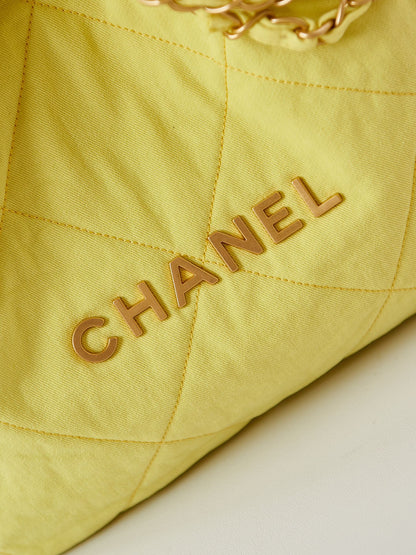 CC CLASSIC MEDIUM 37 BAG IN YELLOW CORN CANVAS