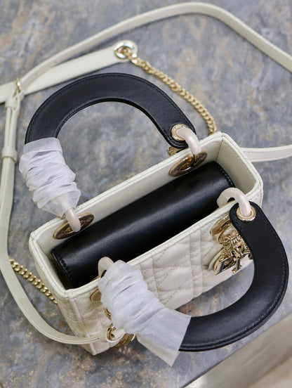 MINI LADY BAG 17 IN WHITE QUILTED MACROCANNAGE CALFSKIN BLACK STRAP