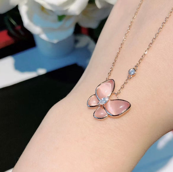 [Liorra]BUTTERFLY PINK MOTHER-OF-PEARL DIAMOND NECKLACE