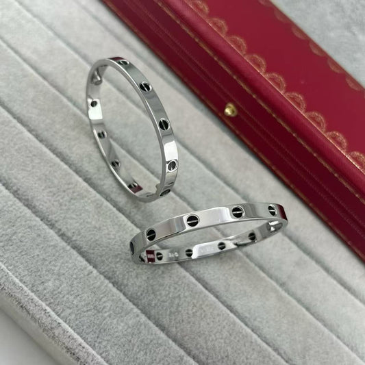 [Liorra]LOVE BLACK NAILS BRACELET