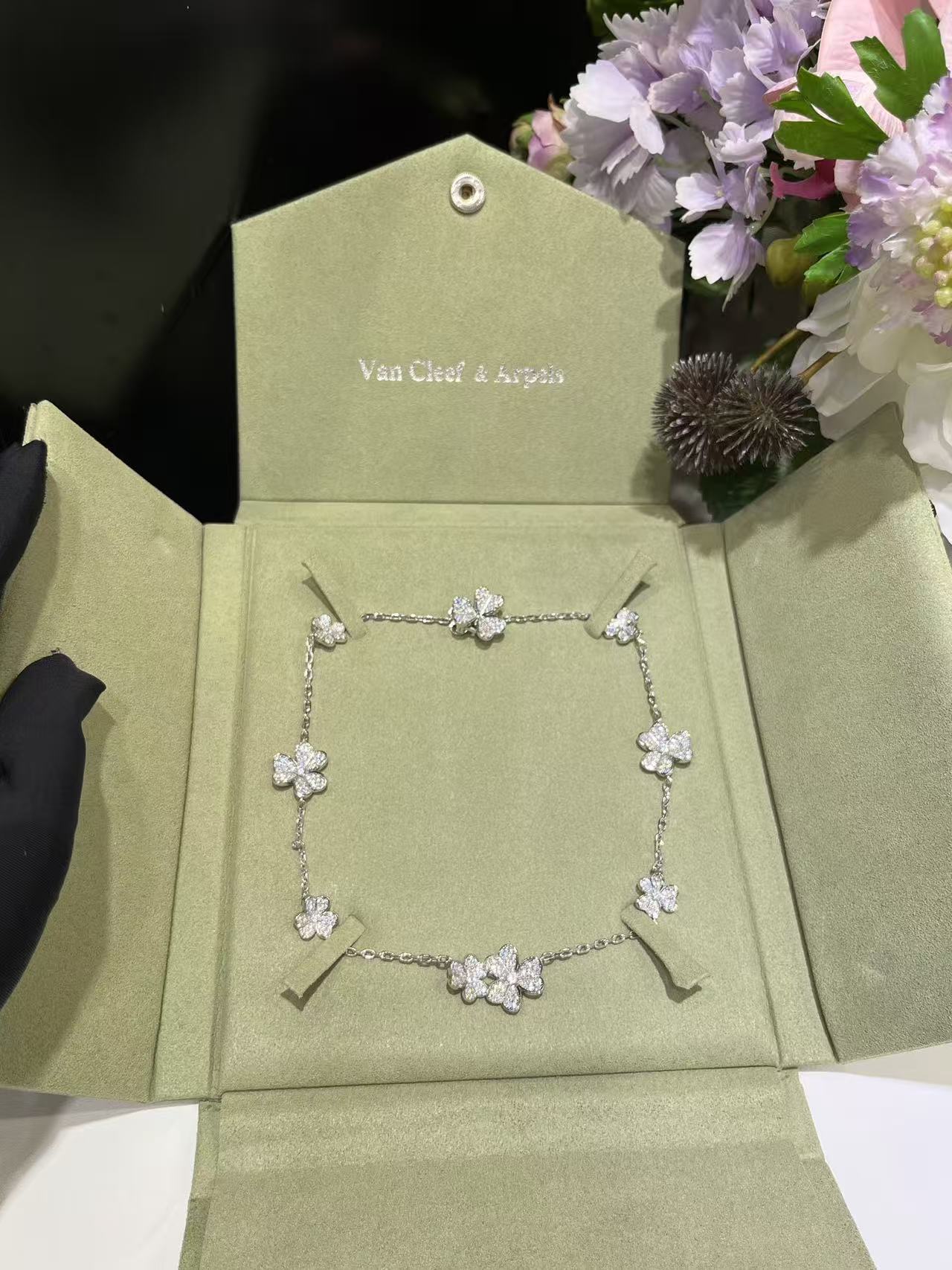 [Liorra Jewelry]CLOVER 10 MOTIFS  FULL DIAMOND NECKLACE