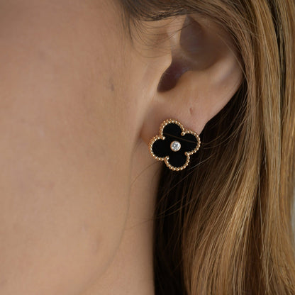 [Liorra]CLOVER MEDIUM 1 MOTIFS ONYX DIAMOND EARRINGS