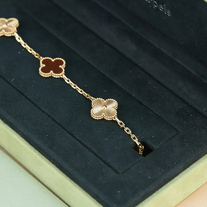 [Liorra] CLOVER 5 MOTIF RED CORNELIAN BRACELET COLLECTION