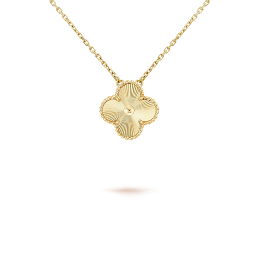 [Liorra]CLOVER 15MM LASER NECKLACE AND BOX