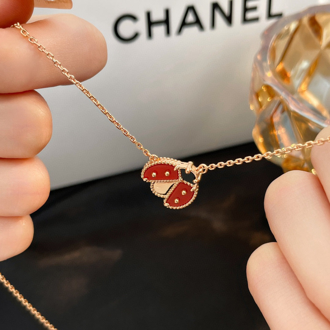 [Liorra]LUCKY  CARNELIANS LADYBUG NECKLACE