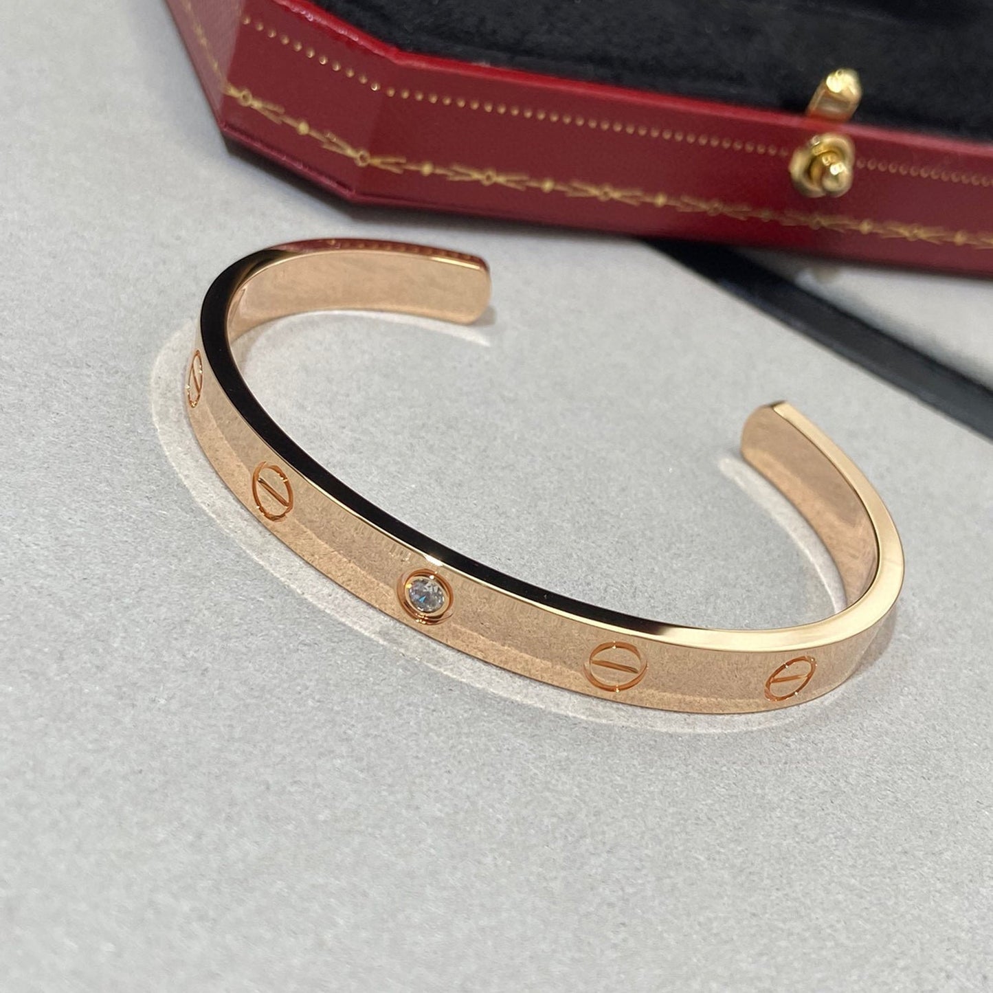 [Liorra]LOVE BRACELET 6.1MM 1 DIAMOND OPEN CUFF