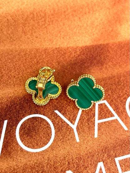 [Liorra] CLOVER LARGE (20mm) 1 MOTIFS GREENER MOP STUD EARRINGS