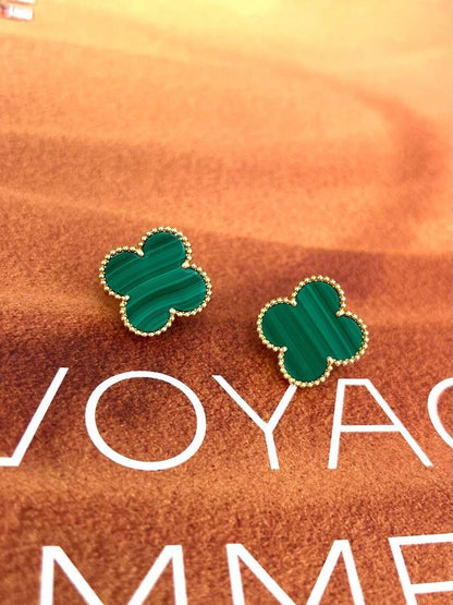 [Liorra] CLOVER LARGE (20mm) 1 MOTIFS GREENER MOP STUD EARRINGS