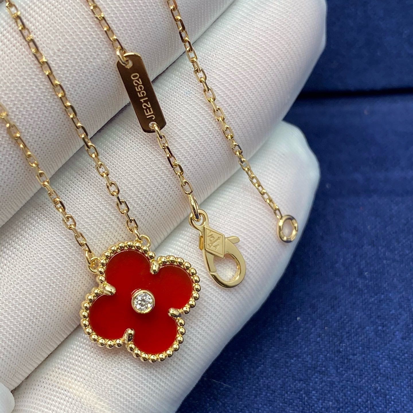 [Liorra]CLOVER 15MM DIAMOND CARNELIAN NECKLACE