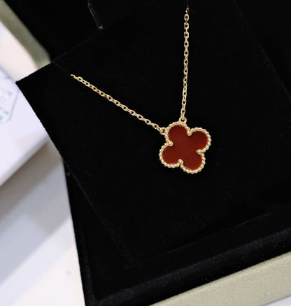 [Liorra]CLOVER 15MM CARNELIAN SINGLE FLOWER NECKLACE