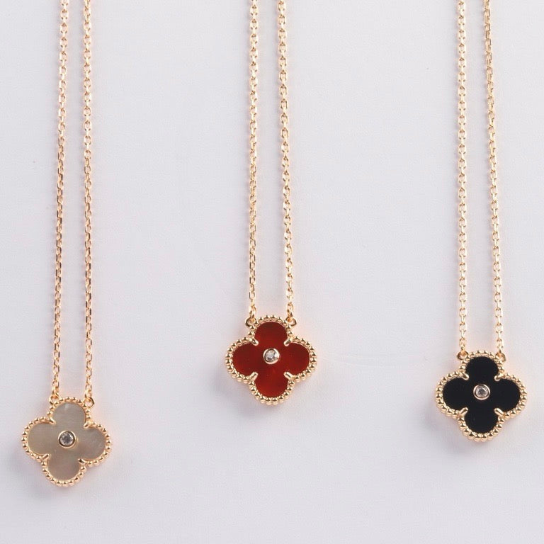 [Liorra]CLOVER 15MM DIAMOND CARNELIAN NECKLACE
