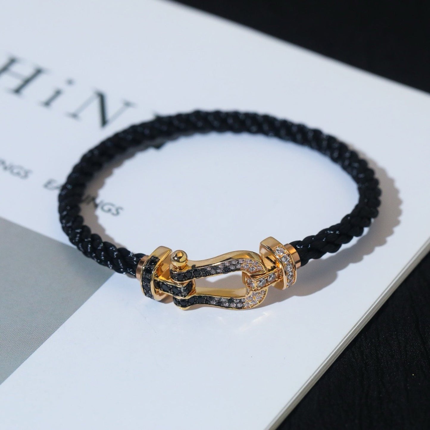 [Liorra]FORCE LARGE HORSESHOE BLACK WHITE DIAMOND BRACELET SILVER