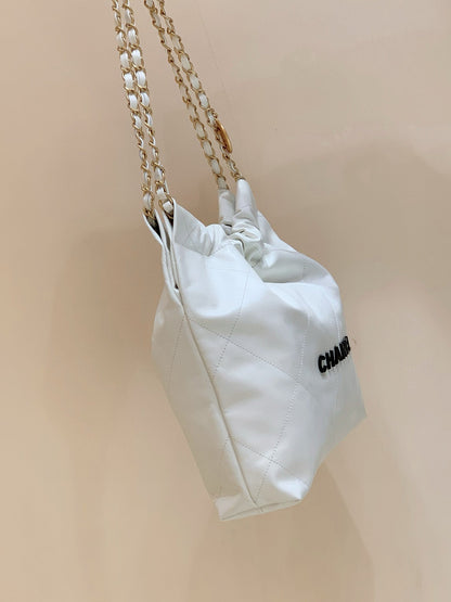 CC HOBO BAG 37 WHITE CC BLACK LAMBSKIN GOLD HARDWARE