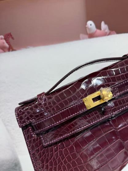 HM KELLY MINI 22 BORDEAUX RED AMERICAN ALLIGATOR GOLD BUCKLE (MADE-TO-ODER)