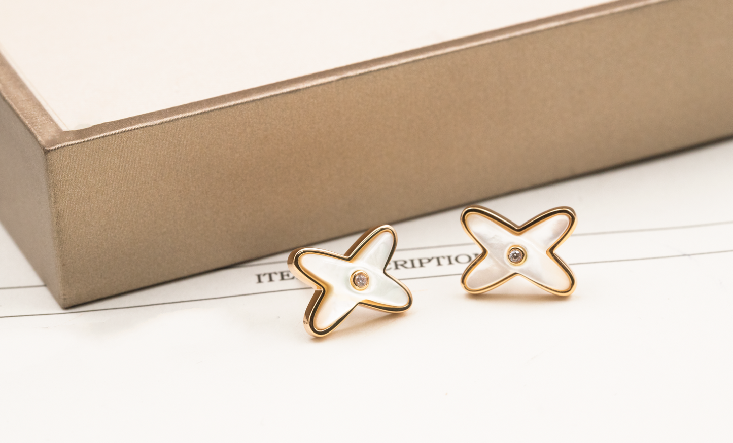 [Liorra]JEUX DE WHITE MOP Liorra GOLD DIAMOND EARRINGS